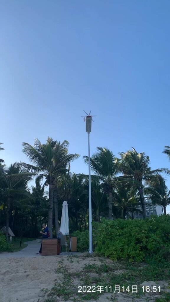 Solar wind hybrid street light