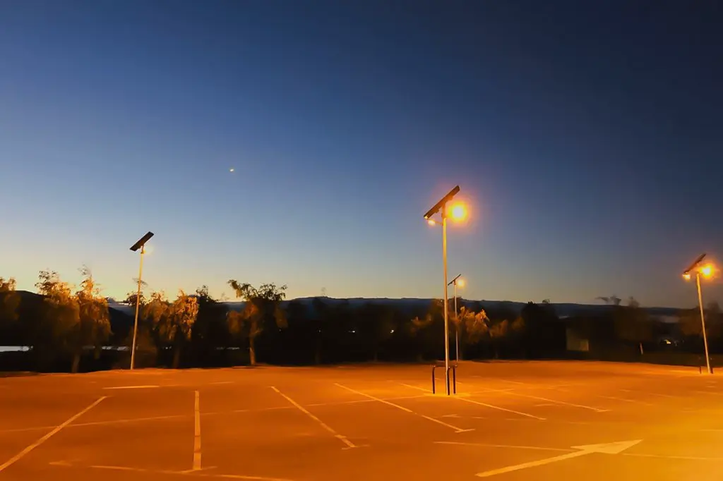 smart-led-parking-lot-light