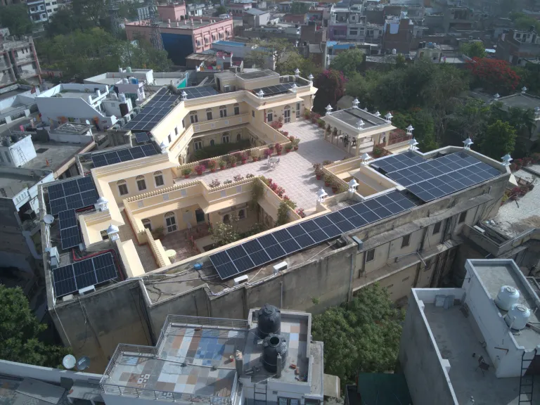 400kW Agrivoltaic Solar Plant is Transforming Hospitality and Conservation in Rajasthan