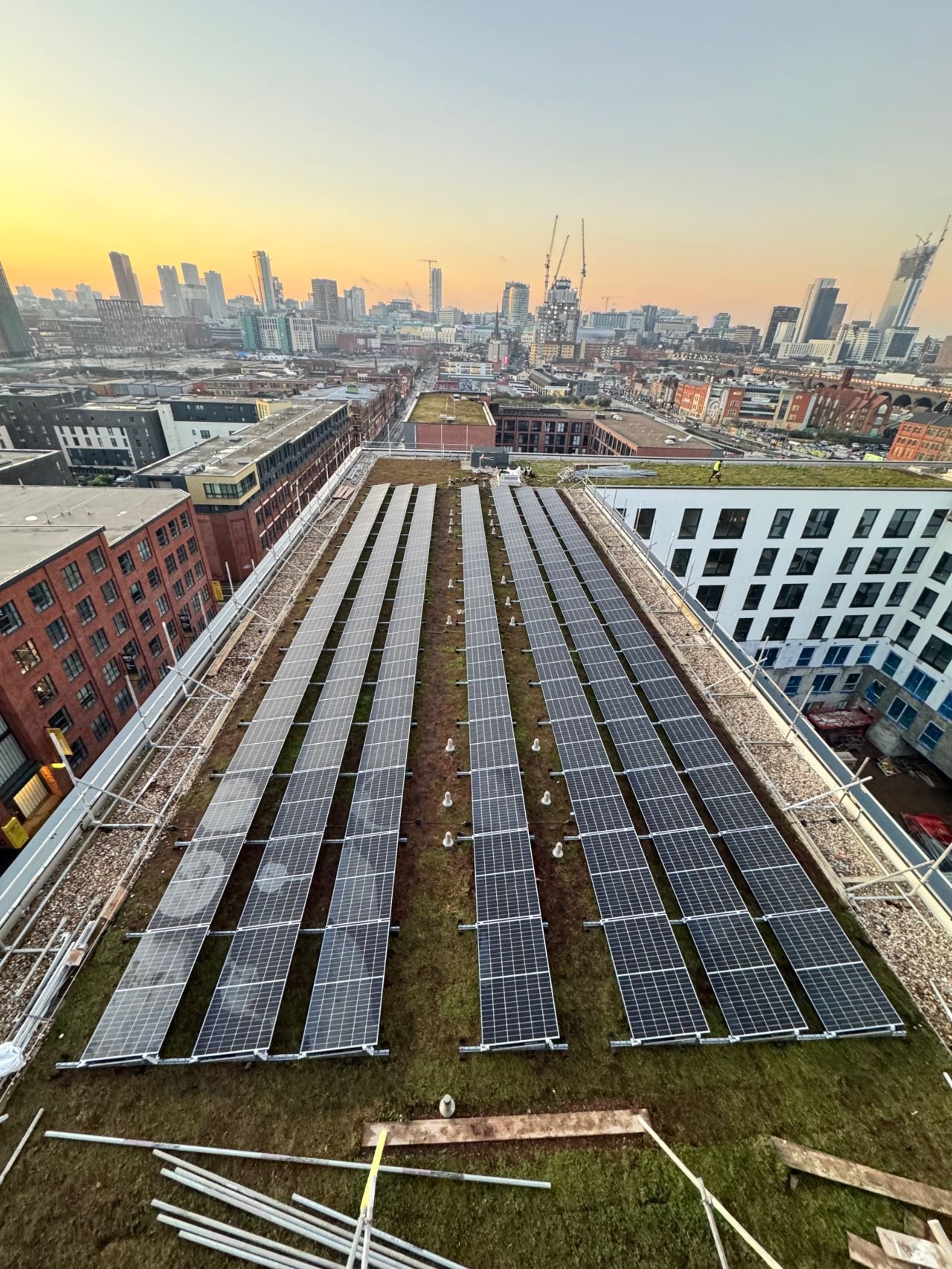 Mitigating Blackouts: How Grid-Scale Storage Enhances Power Reliability